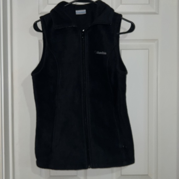 Columbia jacket (xs), vest (s) t shirt (s) - Picture 2 of 11
